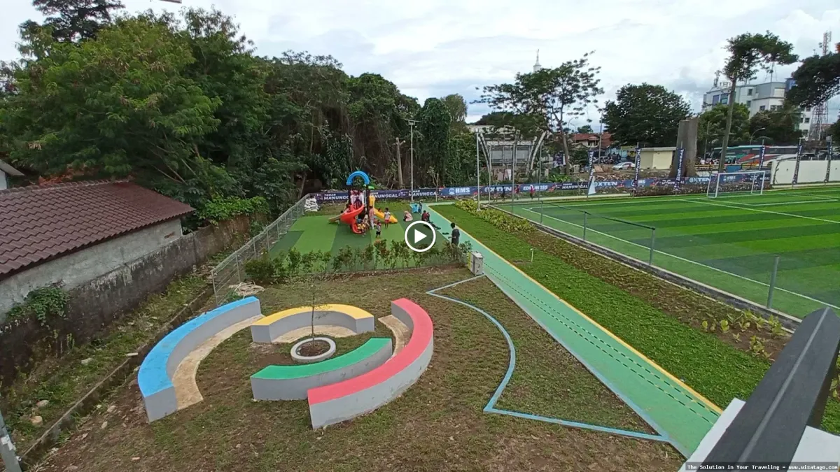 Taman Ria Manunggal, suasana asri.