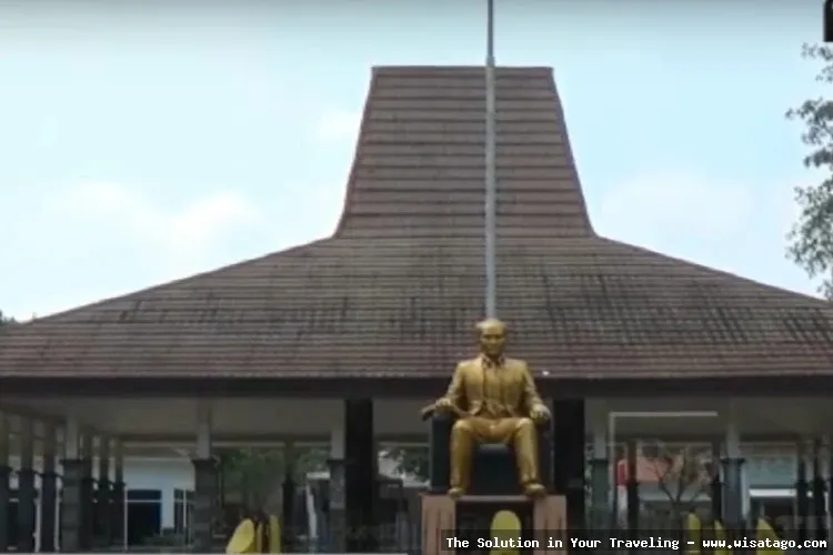 Taman Ria Maospati, wahana bermain populer.