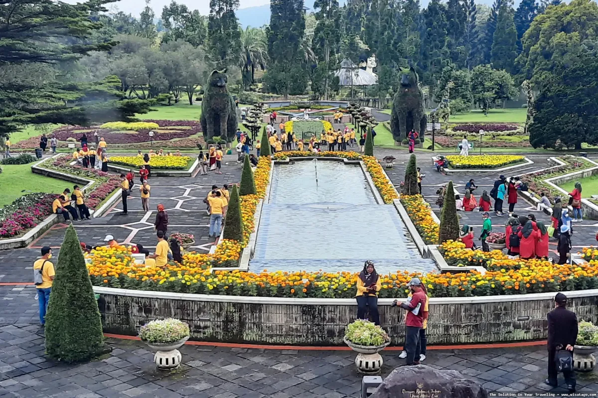 Taman Wisata Bunga Nusantara indah mempesona