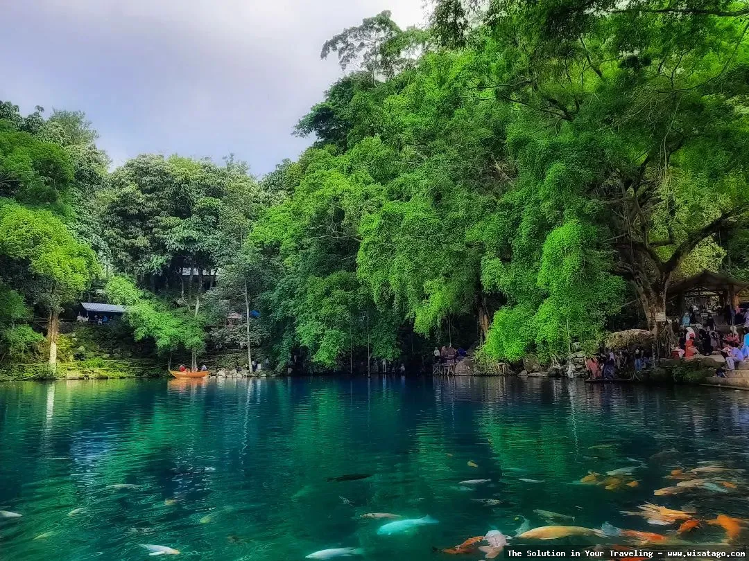 Telaga Biru: Keindahan alam memesona