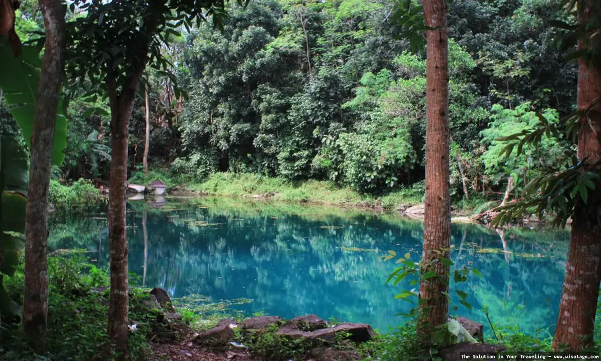 Telaga Biru yang memukau dan jernih