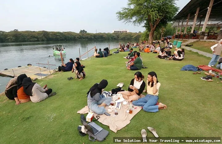 Telaga Ngipik, danau yang menawan
