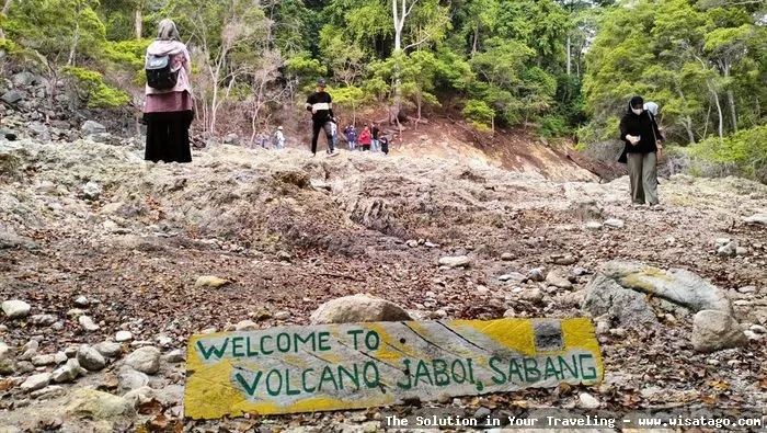 Tempat Wisata Gunung Jaboi yang indah