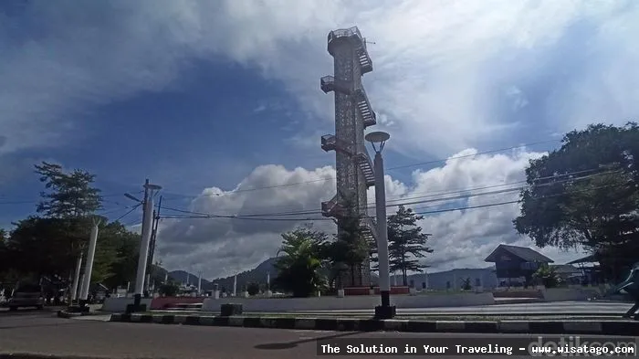 Tower Merah Putih Sabang megah menjulang