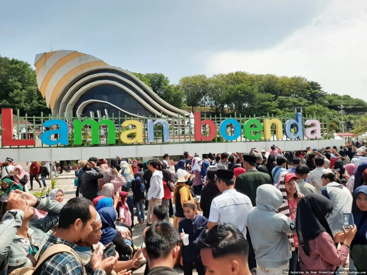 Tugu Gonggong Kepulauan Riau ikonik megah