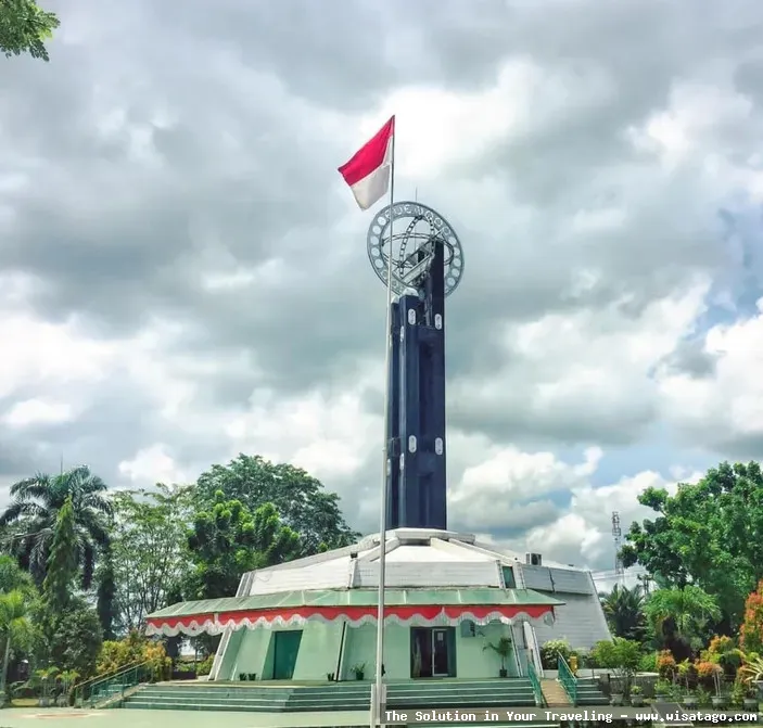 Tugu Khatulistiwa: Ikon Kota Pontianak