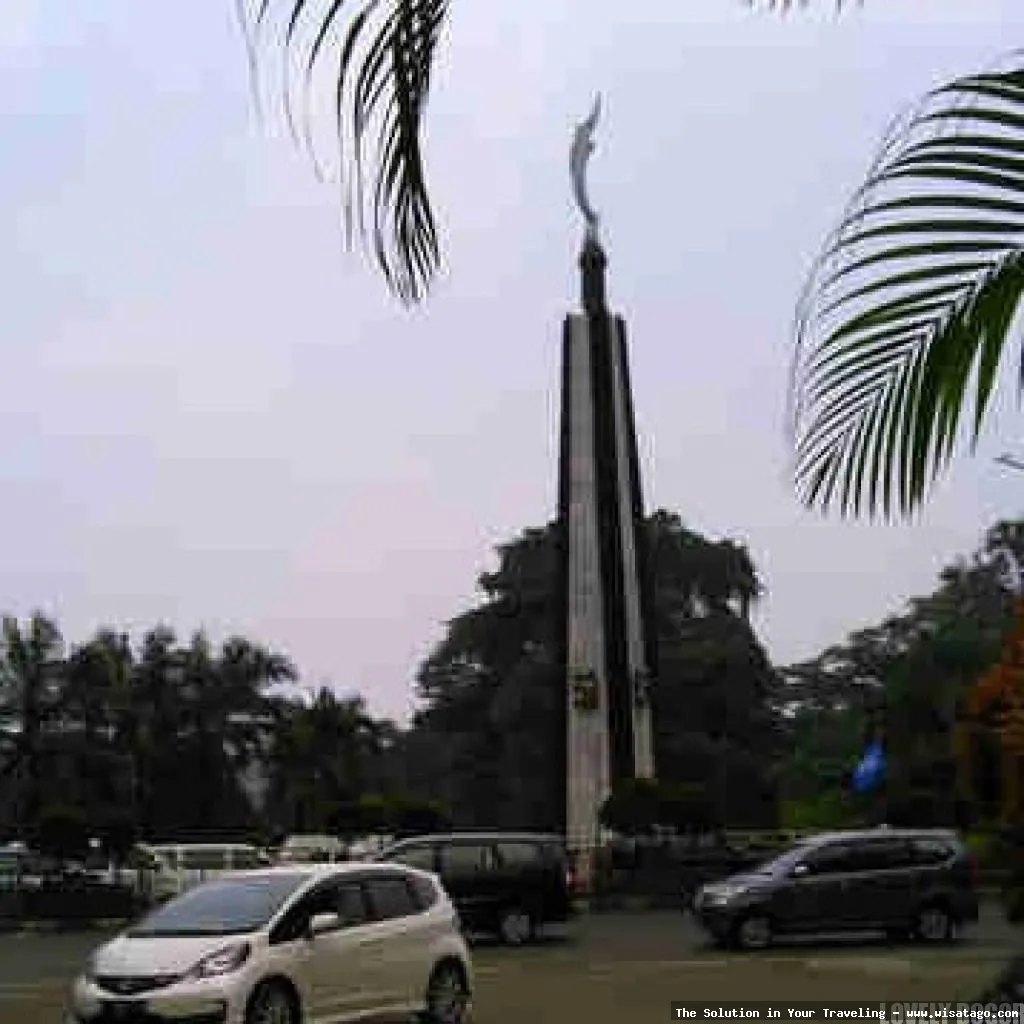 Tugu Kujang: Tips, Harga Tiket, Kuliner, Lokasi, Fasilitas dan Spot Tugu Kujang: Tips, Harga Tiket, Kuliner, Lokasi, Fasilitas dan Spot