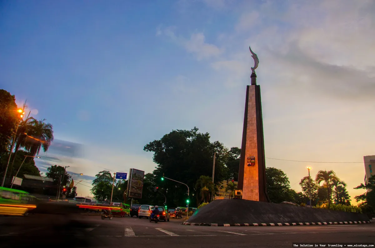 Tugu Kujang: Ikon Kota Bogor