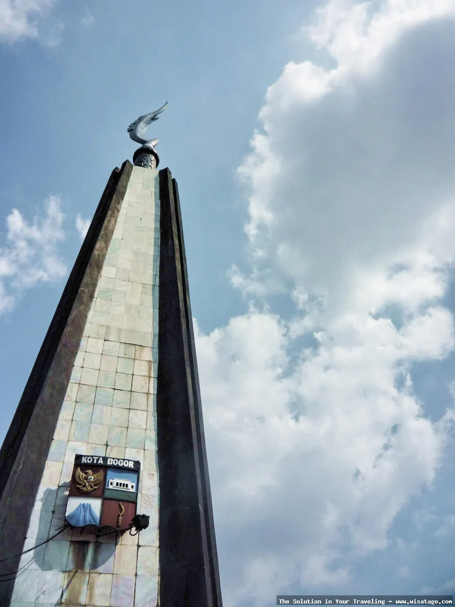 Tugu Kujang: ikon Kota Bogor