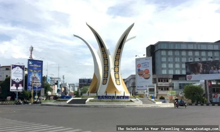 Tugu Simpang Lima: Tips, Harga Tiket, Kuliner, Lokasi, Fasilitas dan Spot Tugu Simpang Lima: Tips, Harga Tiket, Kuliner, Lokasi, Fasilitas dan Spot