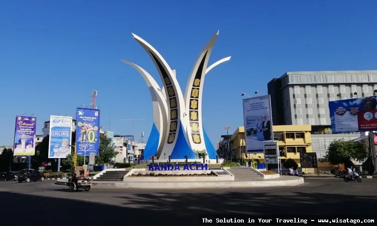 Tugu Simpang Lima ikon Kota Kediri