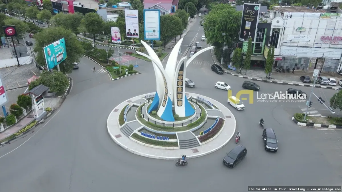 Tugu Simpang Lima ikon Kota Kediri