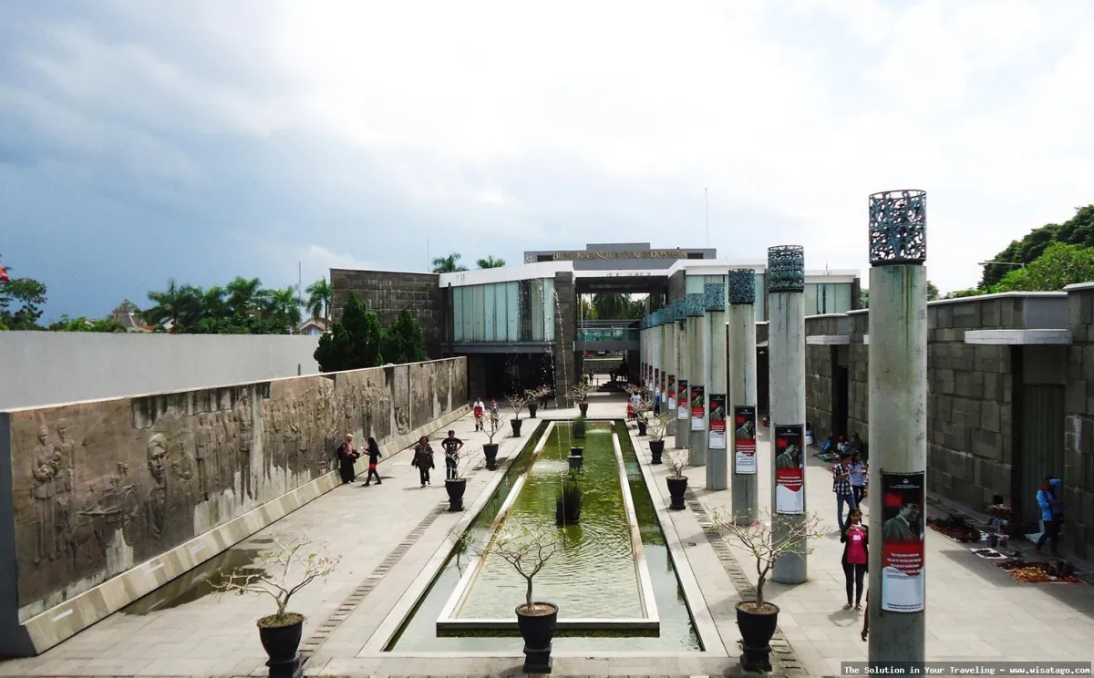 UPT Perpustakaan Proklamator Bung Karno megah