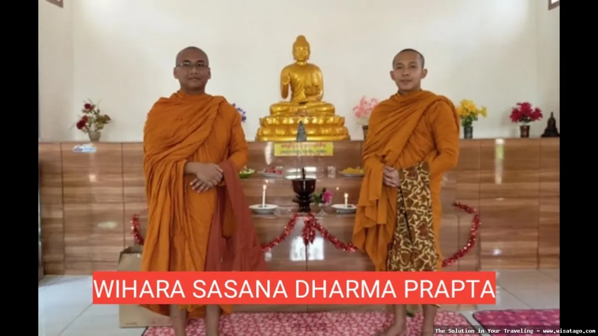 Vihara Dharma Sasana tampak megah dan tenang