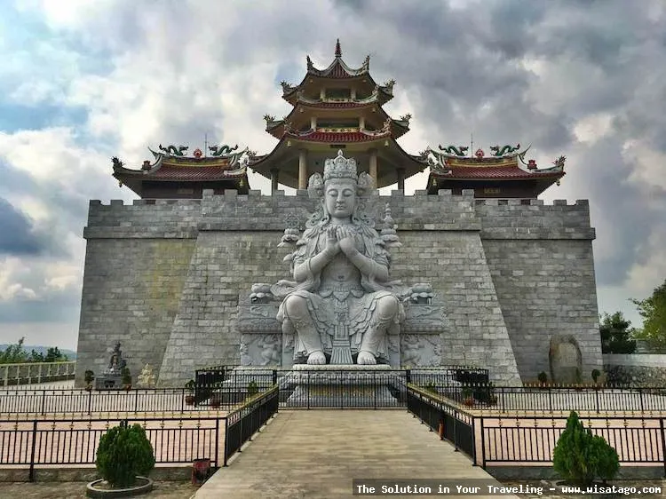 Vihara Ksitigarbha Bodhisattva: Tips, Harga Tiket, Kuliner, Lokasi, Fasilitas dan Spot Vihara Ksitigarbha Bodhisattva: Tips, Harga Tiket, Kuliner, Lokasi, Fasilitas dan Spot