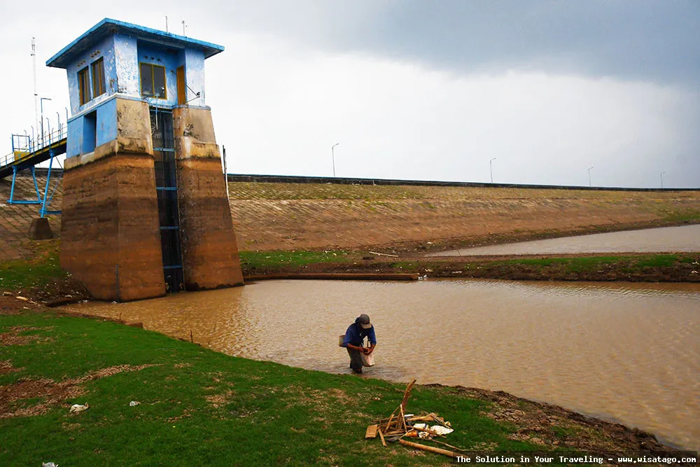 Waduk Dawuhan: pemandangan indah memukau