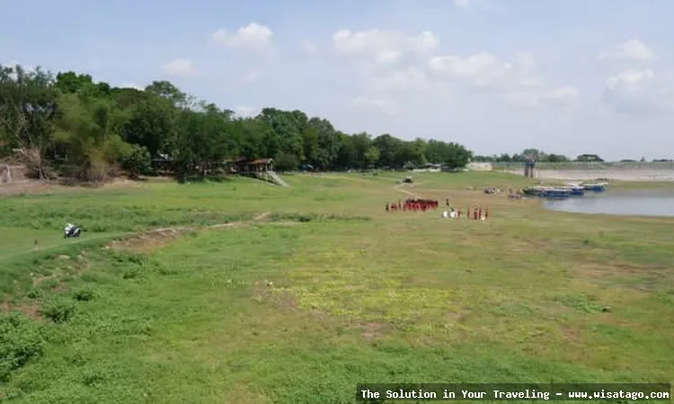 Waduk Gondang, sumber irigasi pertanian.