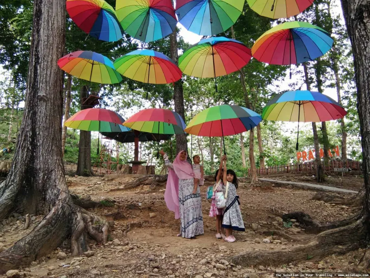 Wana Wisata Air Panas Prataan menyegarkan