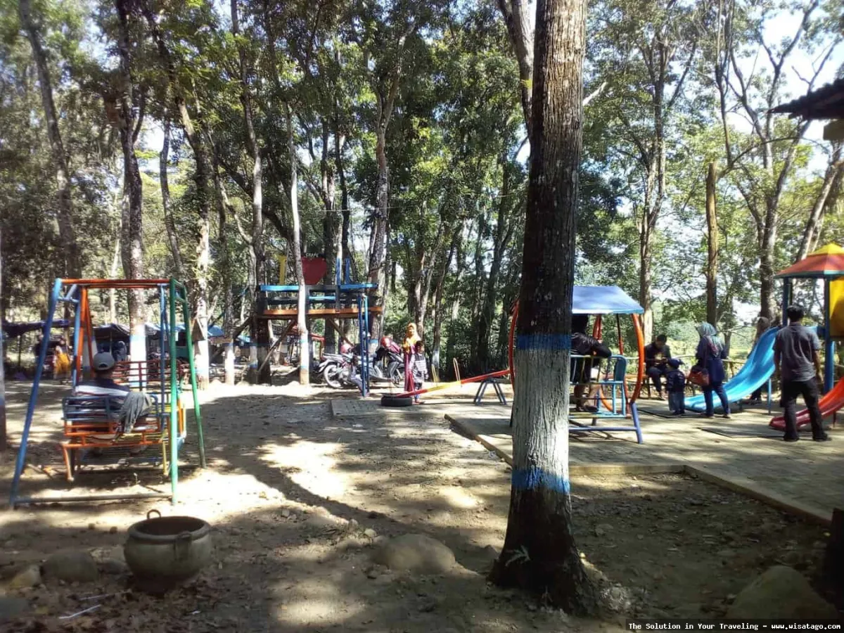 Wana Wisata Grape yang asri.