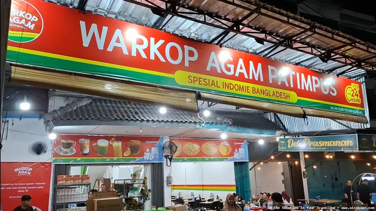 Warkop Ibok Mi yang ramai pengunjung.