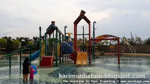 Waterpark Ocarina, wahana air seru