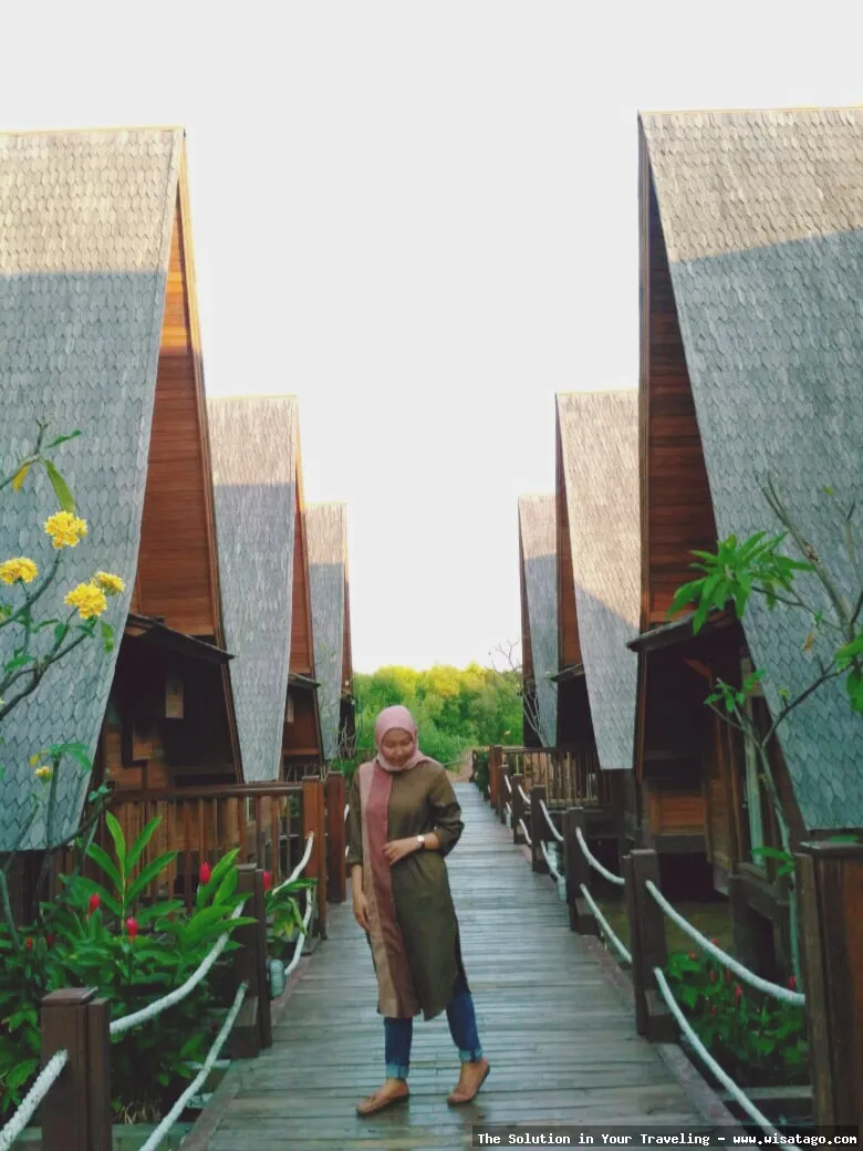 wisata Ade Irma Suryani Waterland seru.