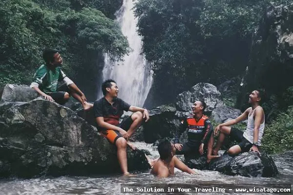 Wisata Air Terjun Antrokan Manggisan mempesona