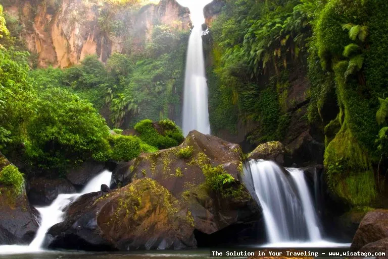 Wisata Air Terjun Coban Pelangi memukau