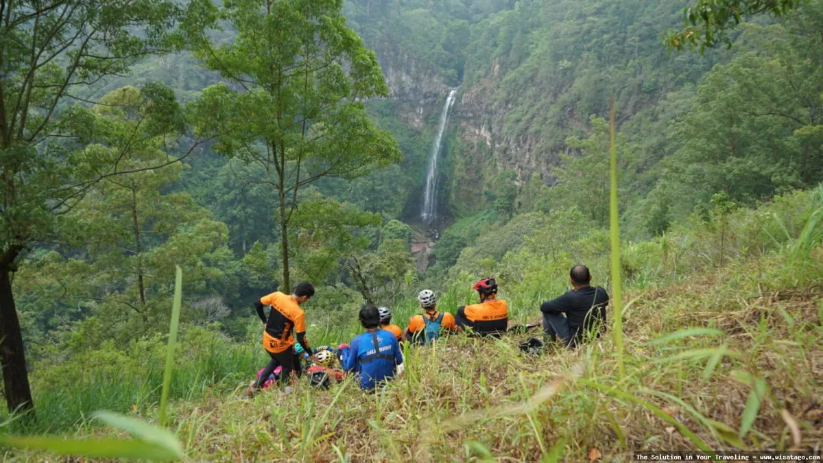 Wisata Air Terjun Coban Rondo Malang