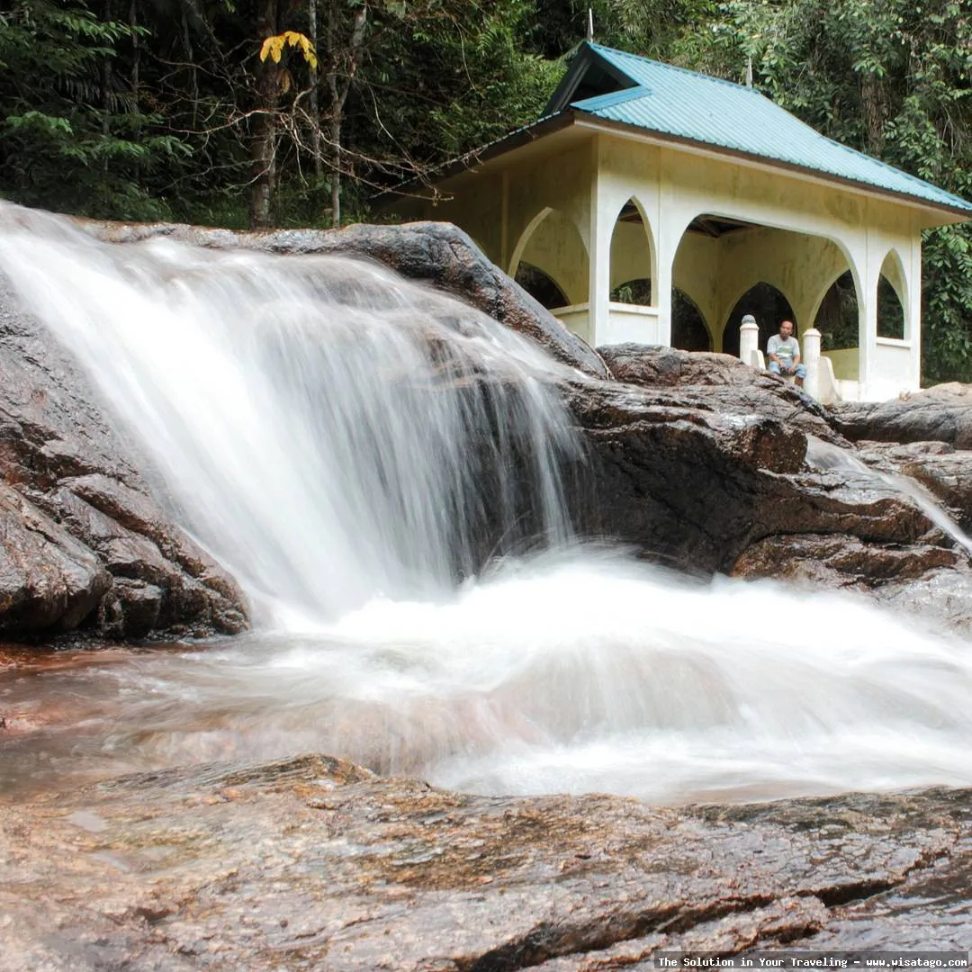 Wisata Air Terjun Neraja yang memukau