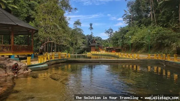 wisata Air Terjun Neraja nan indah