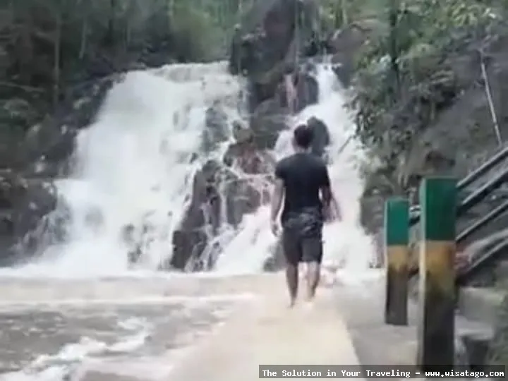 Wisata Air Terjun Pongkar yang mempesona