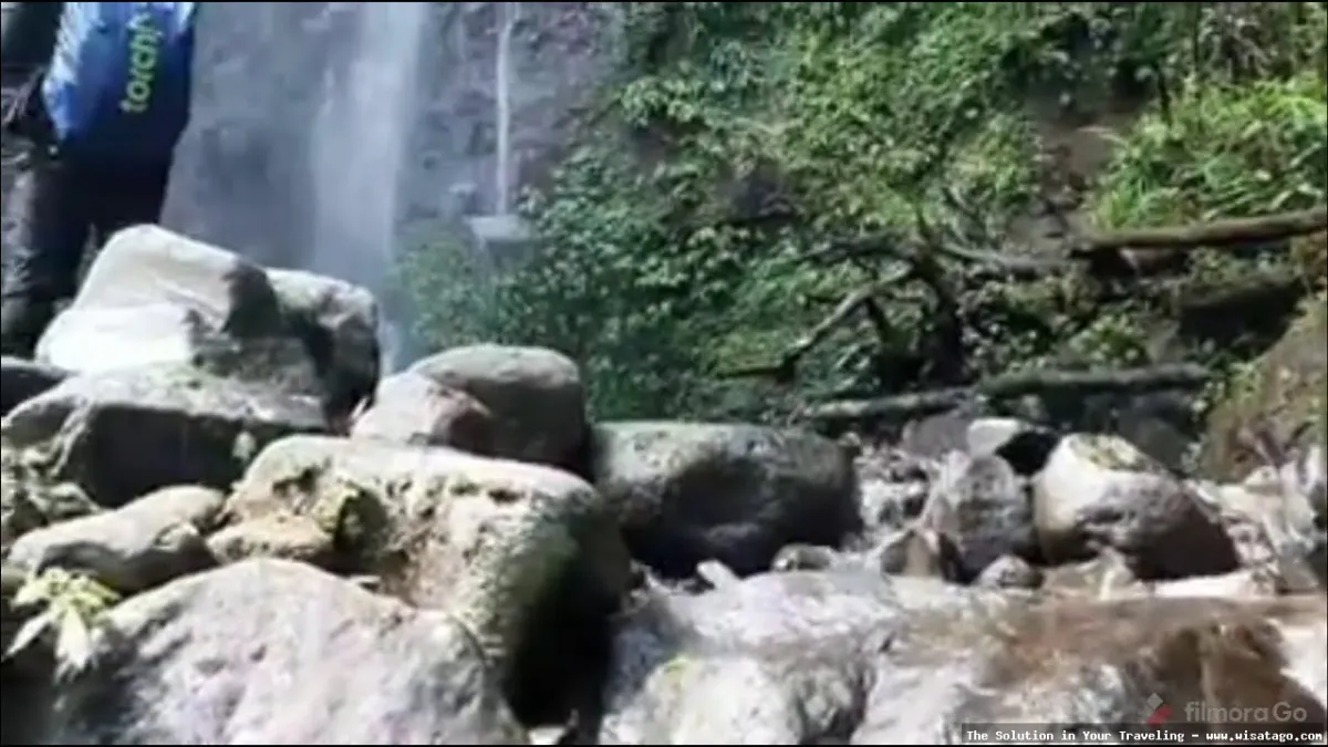 wisata Air Terjun Renah Pemetik nan indah