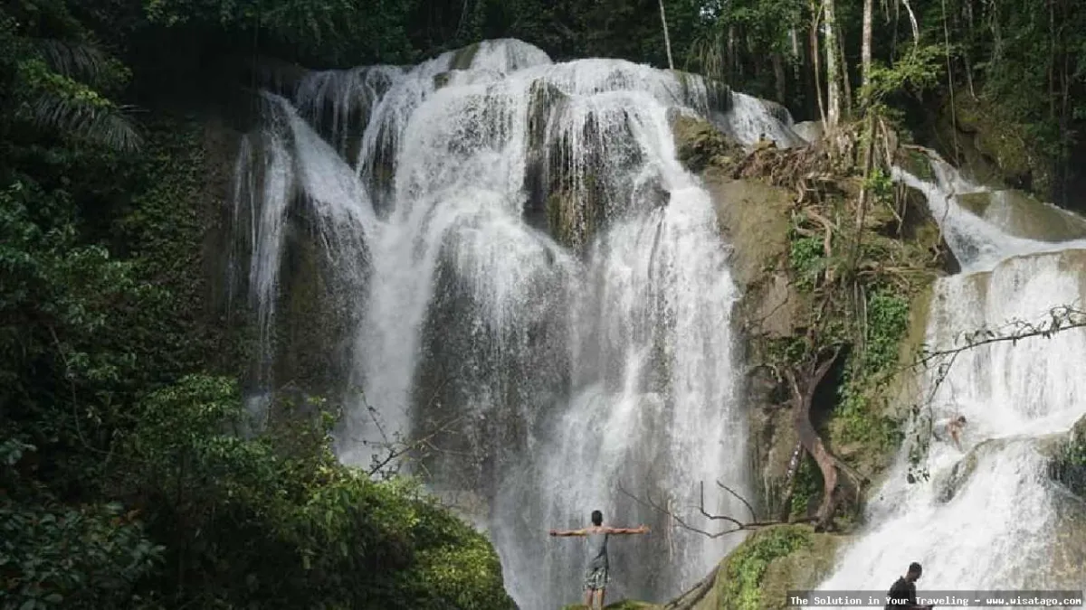 Wisata Air Terjun Samparona yang memukau