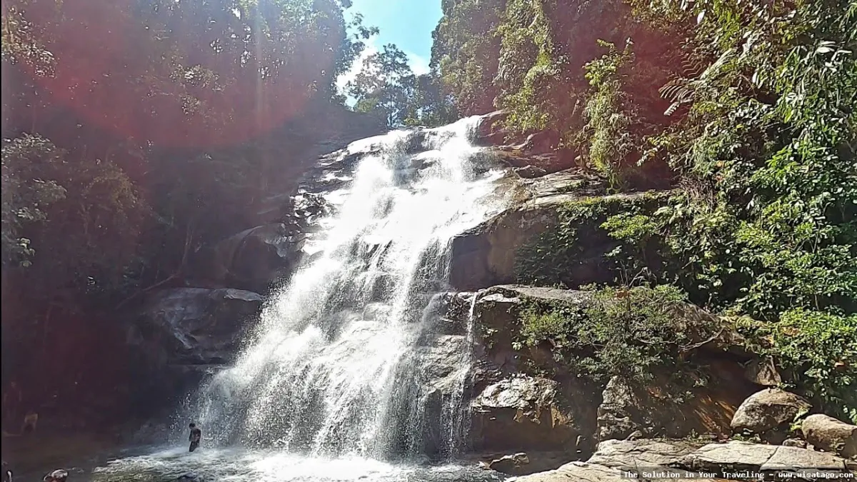 wisata Air Terjun Sungai Medang mempesona
