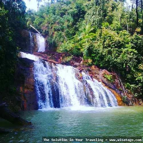 wisata Air Terjun Sungai Medang indah