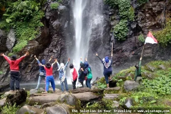 Wisata Air Terjun Tancak yang mempesona