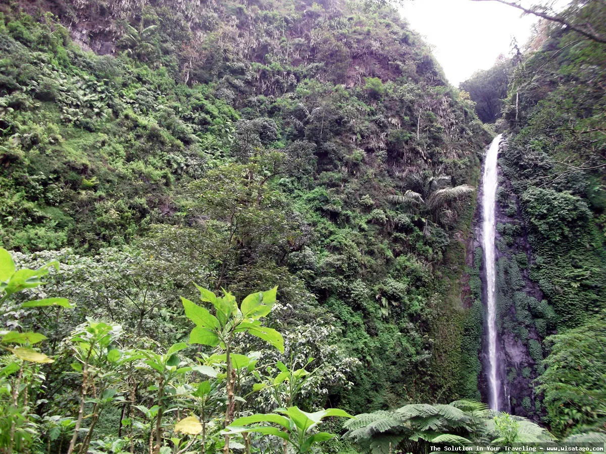wisata Air Terjun Tancak nan indah