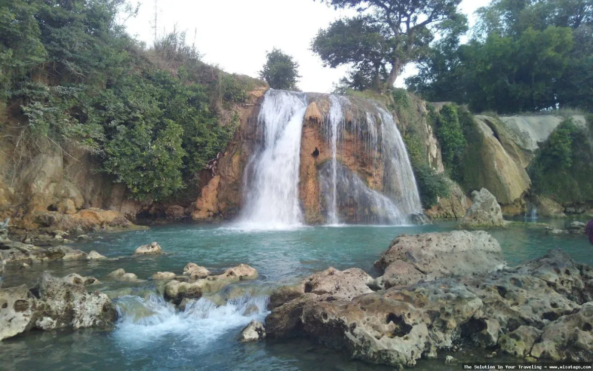 wisata Air Terjun Toroan yang indah