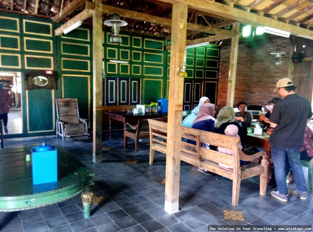 wisata Alenta Warung Kopi yang asri