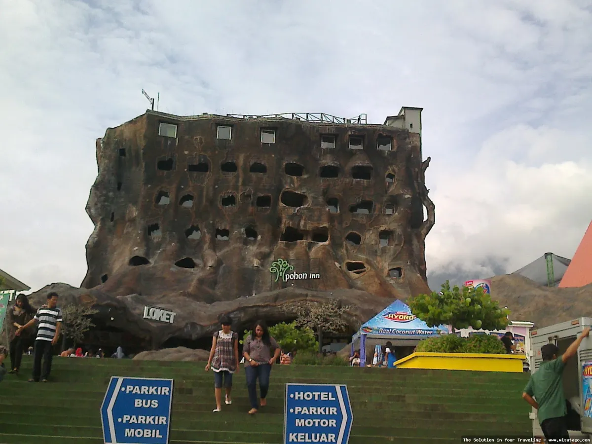 Wisata Batu Besar yang menakjubkan