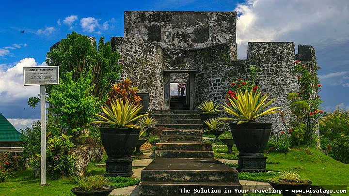 Wisata Benteng Bukit Cening indah memukau