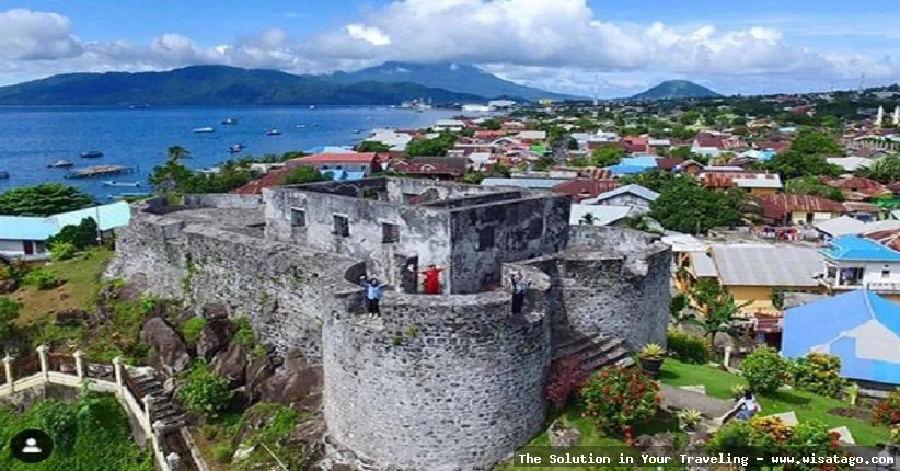 Wisata Benteng Bukit Cening, bangunan bersejarah