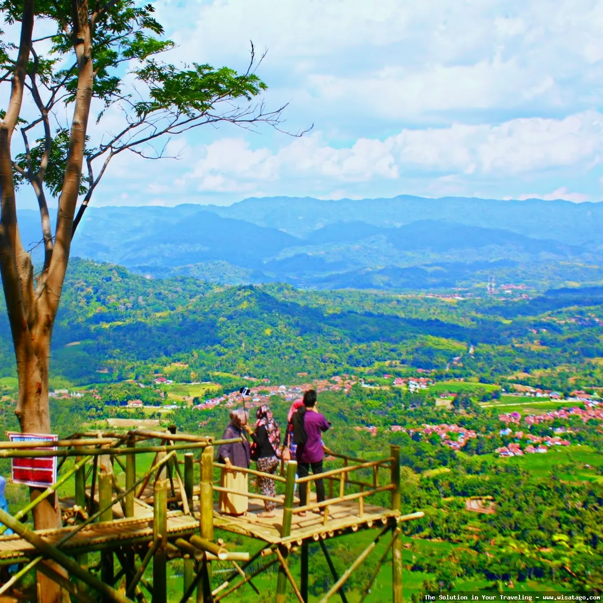 Wisata Bukit Apetlepet, pemandangan alam.