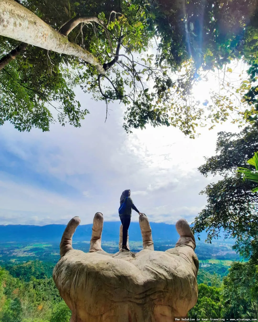 Wisata Bukit Apetlepet, pemandangan indah.