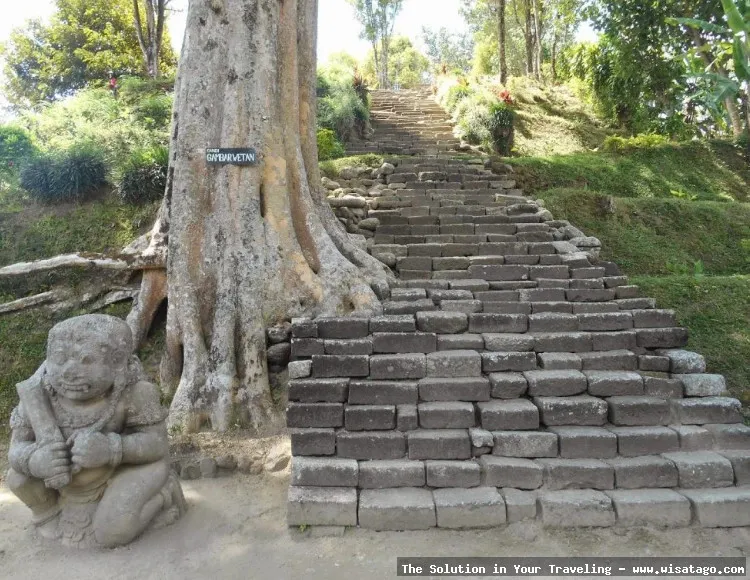 Wisata Candi Gambar Wetan yang menawan