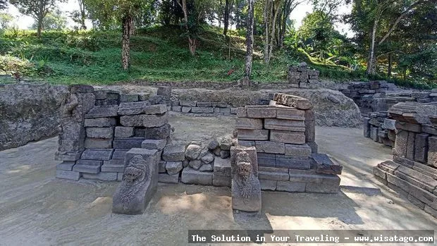 Wisata Candi Gambar Wetan yang mempesona