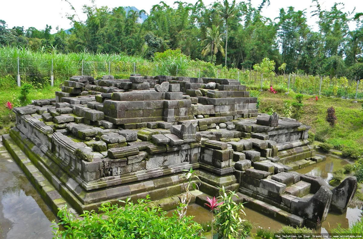 Wisata Candi Gambar Wetan yang memukau