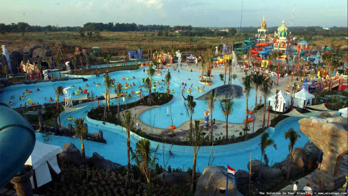 Wisata Ciputra Waterpark, wahana air seru