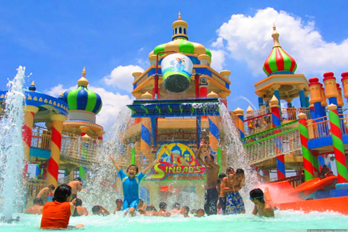Wisata Ciputra Waterpark yang seru dan menyenangkan